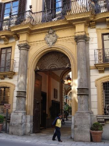 Palazzo Comitini-巴勒莫必去景点