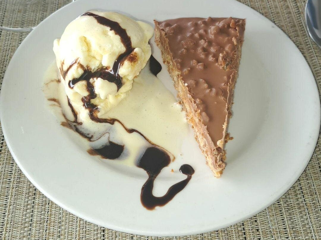 Vila Nova de Cacela餐馆和美食-T’ avont