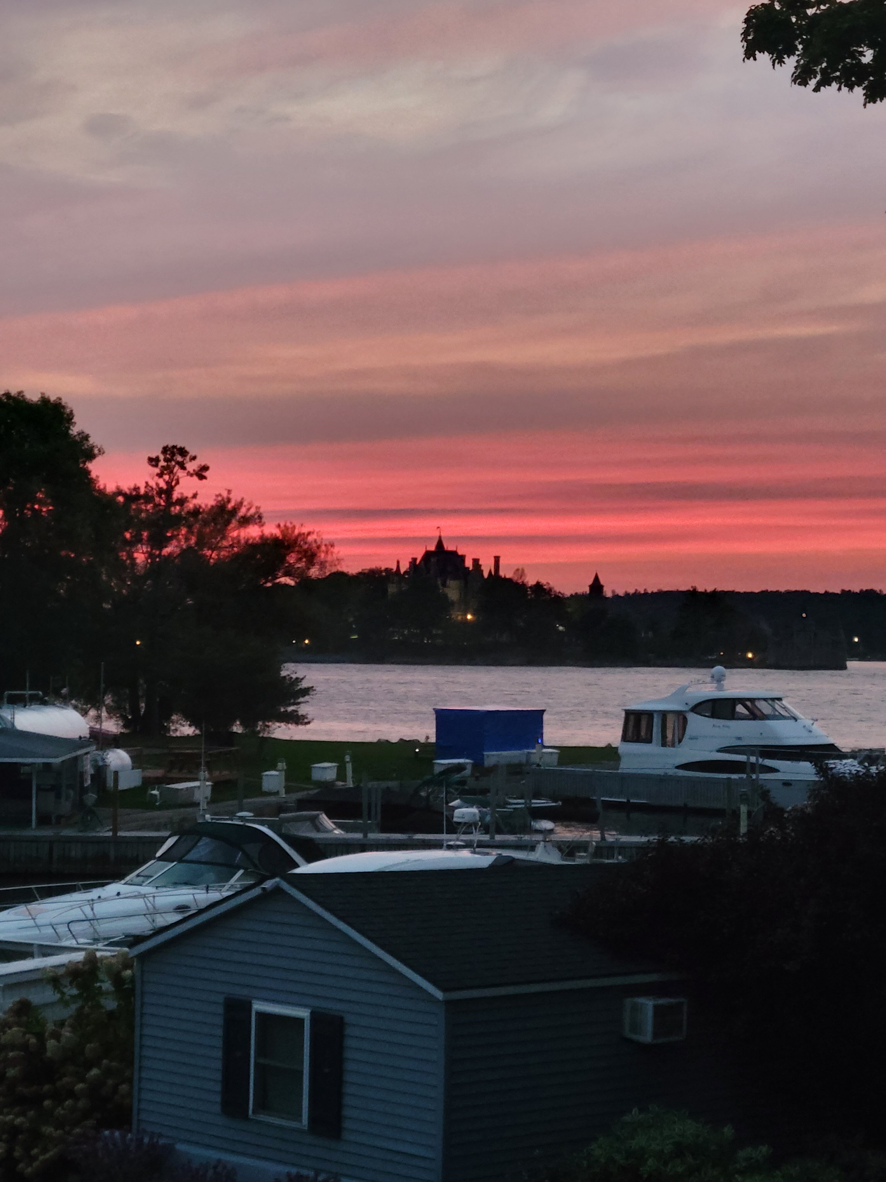 The Ledges Resort & Marina-浴室