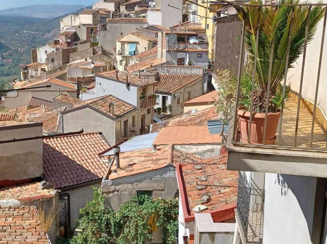 Centro Storico-Motta Camastra必去景点