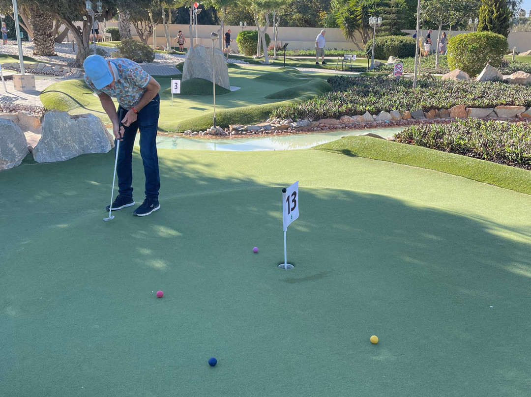 Golf Delux-洛斯阿尔卡萨雷斯必去景点
