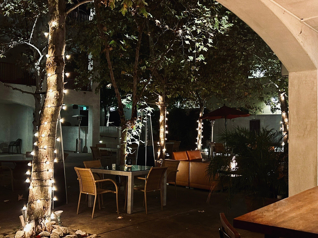 卡萨425酒店主图