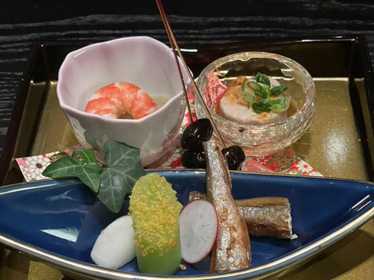 Suntory Japanese Cuisine & Whisky