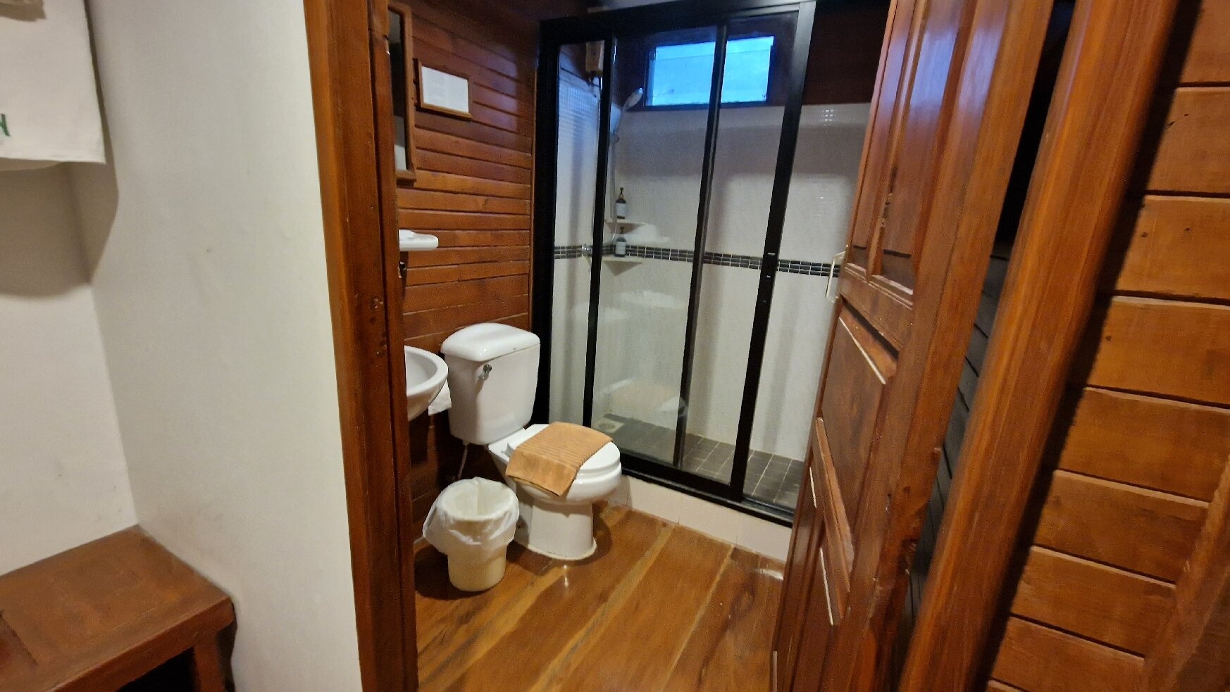 江边屋酒店-官方