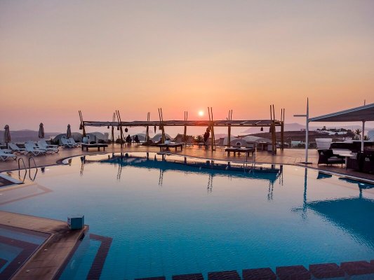 Smy Santorini Suites & Villas-泳池