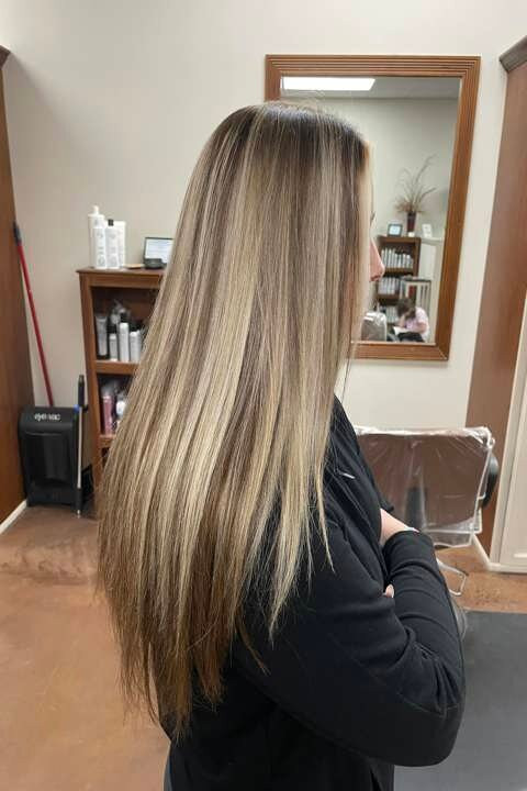 Attitudes Hair & Nail Salon-Paris必去景点