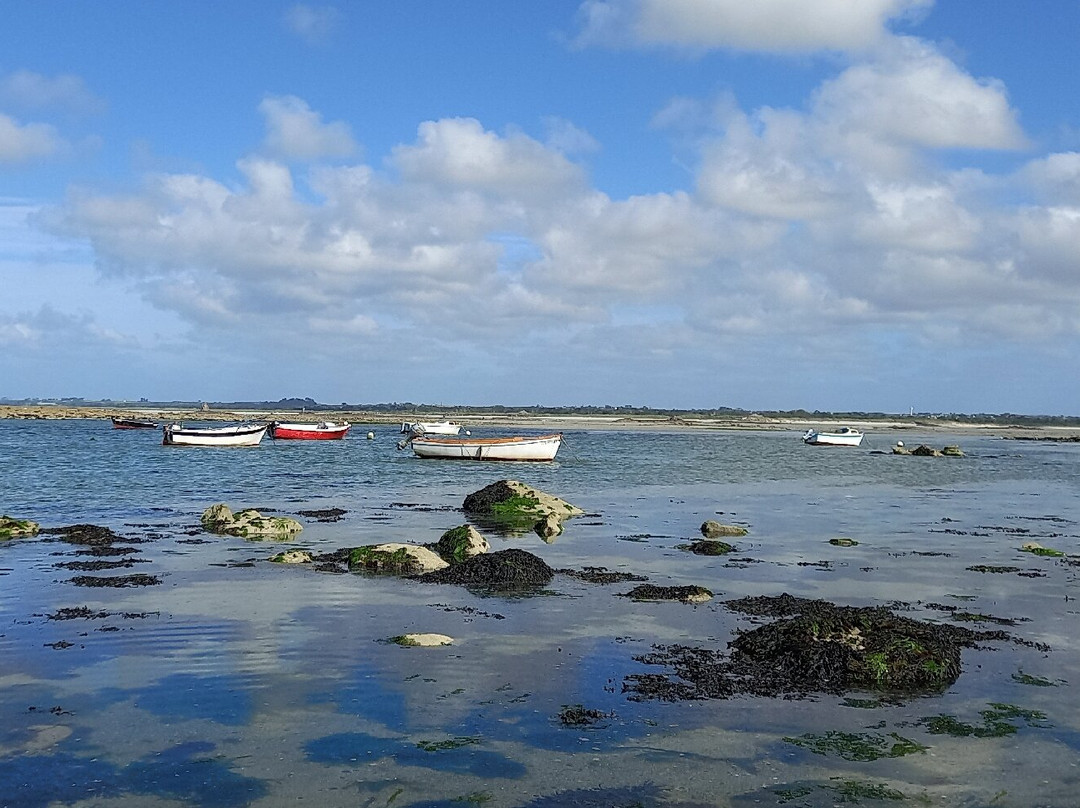 Plage De Plouneour景点图片