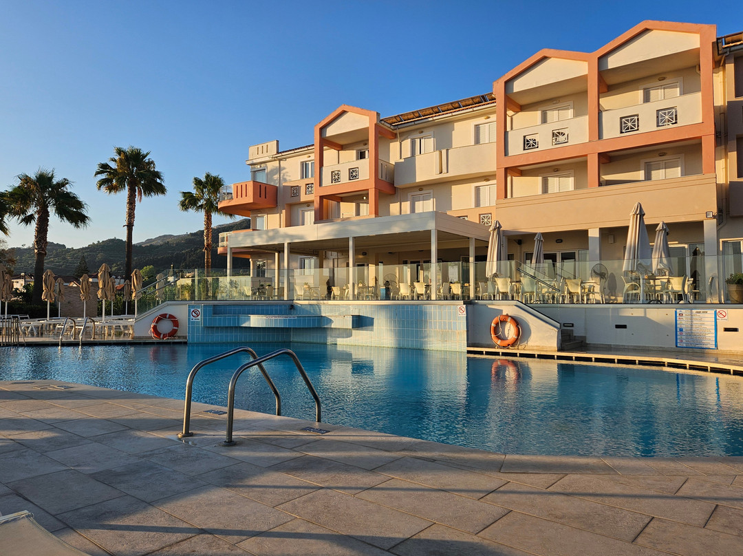 西诺斯卡玛拉海滩酒店主图