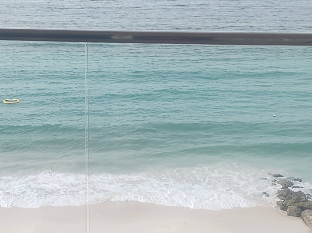 Sea Breeze Beach House主图