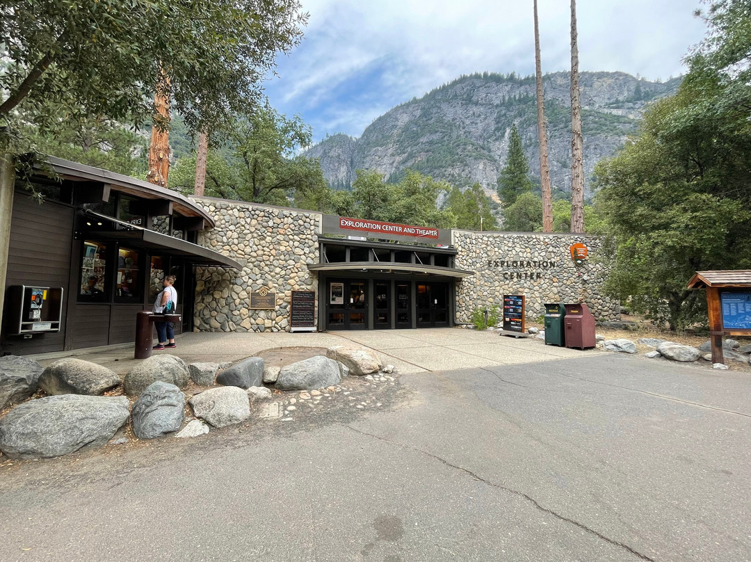 Valley Visitor Center景点图片