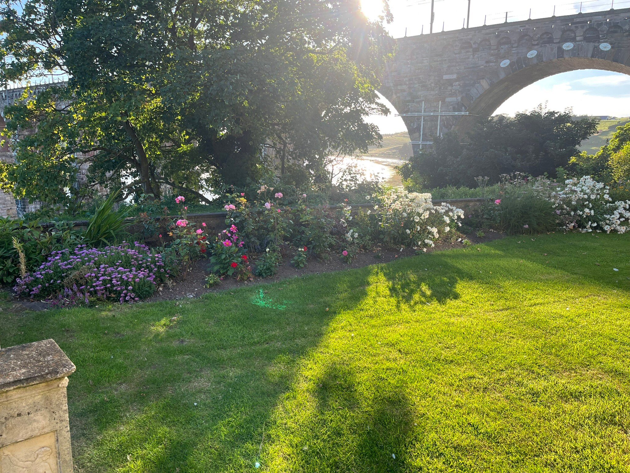 Castle Vale House-官方