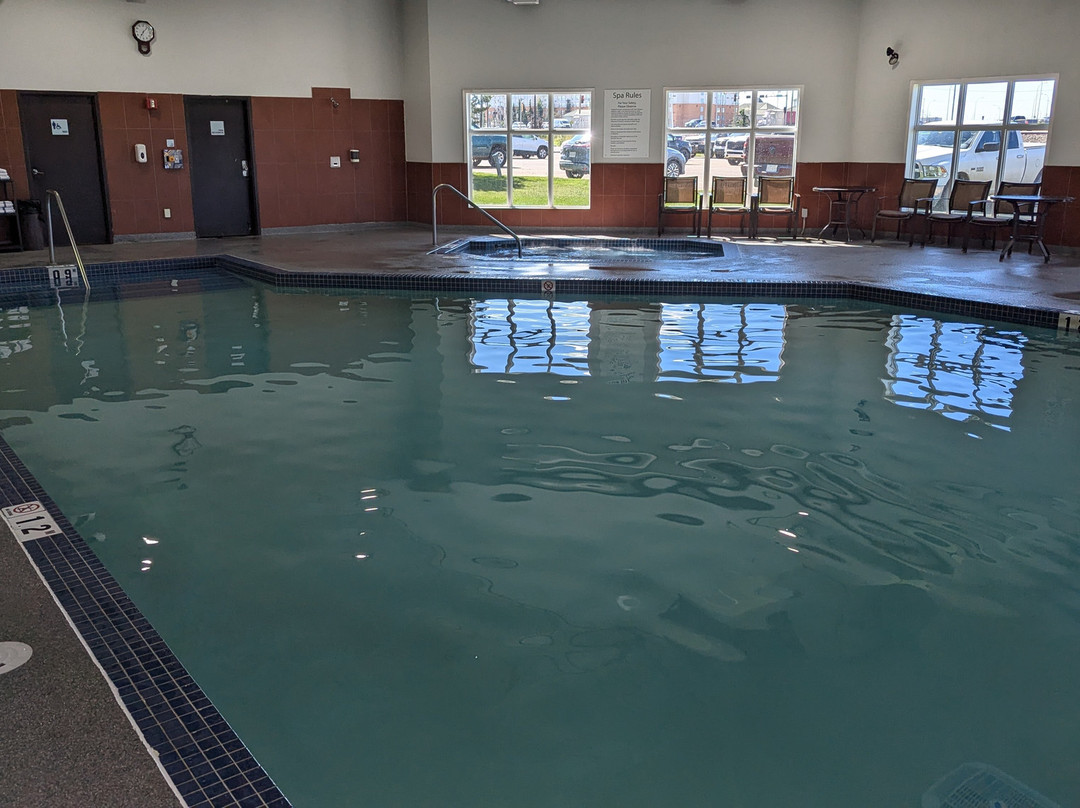 Holiday Inn Express & Suites Edmonton-international Airport By IHG主图