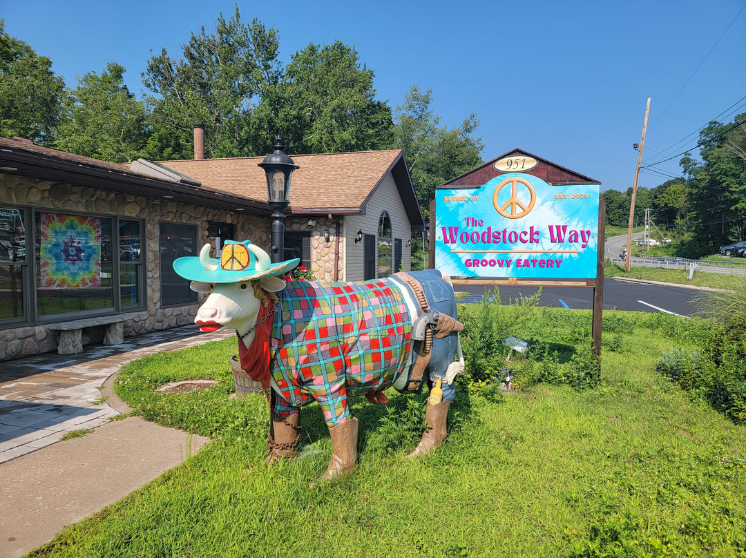 The Woodstock Way Groovy Eatery