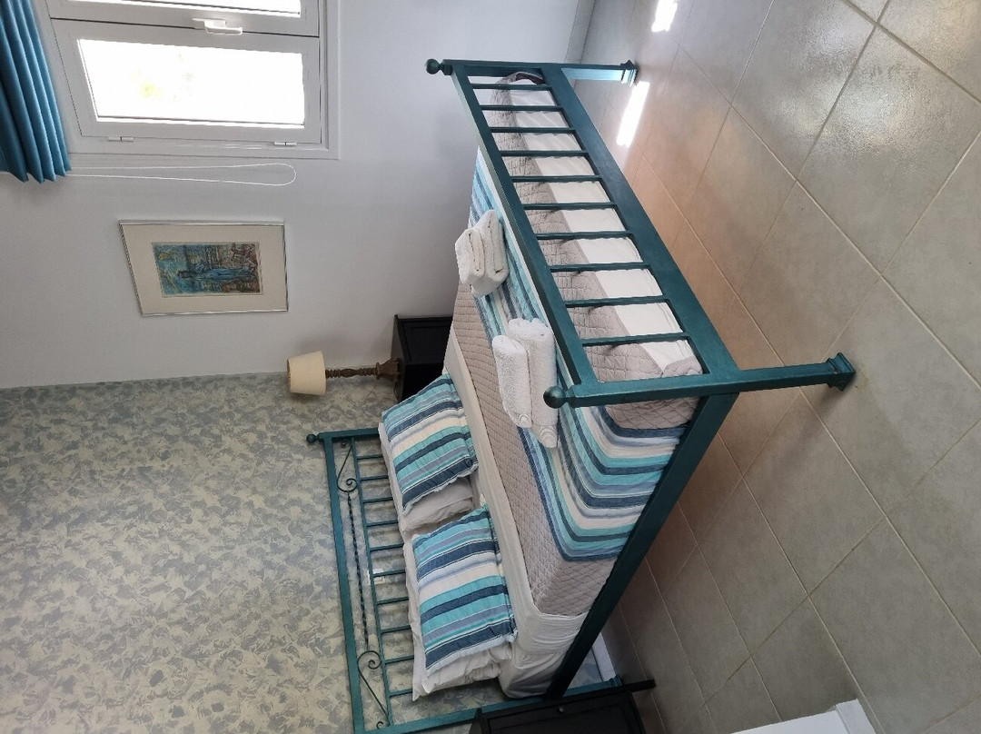 Sandy Beach Villas & Apartments主图