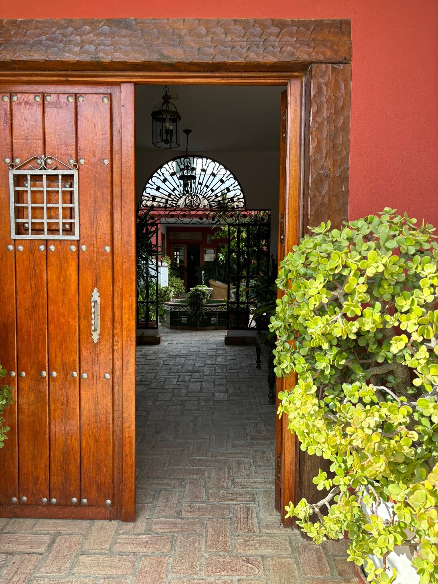 Hotel Sindhura ***-官方