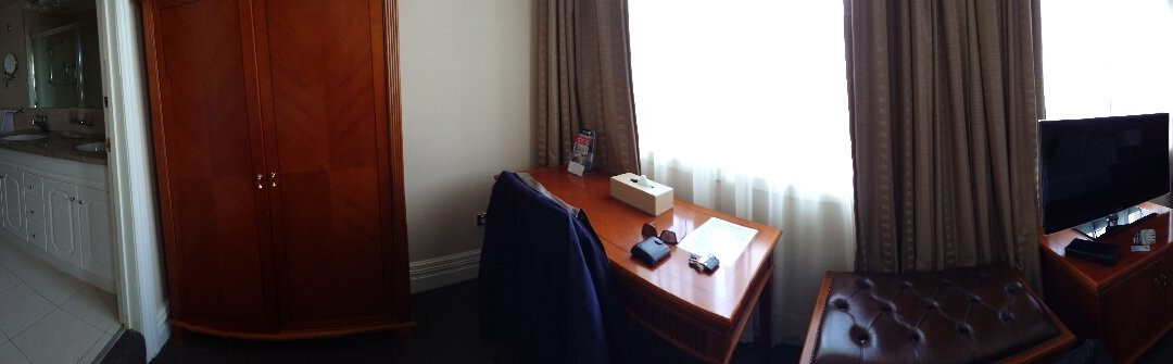 城市公园号角大酒店主图