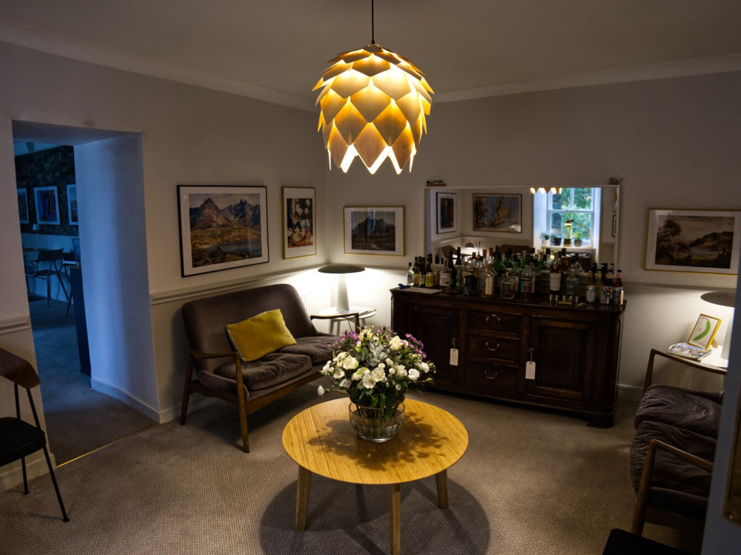 Roskhill House主图