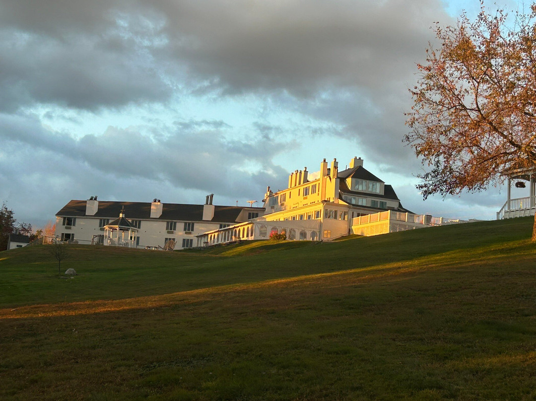 The Lucerne Inn主图