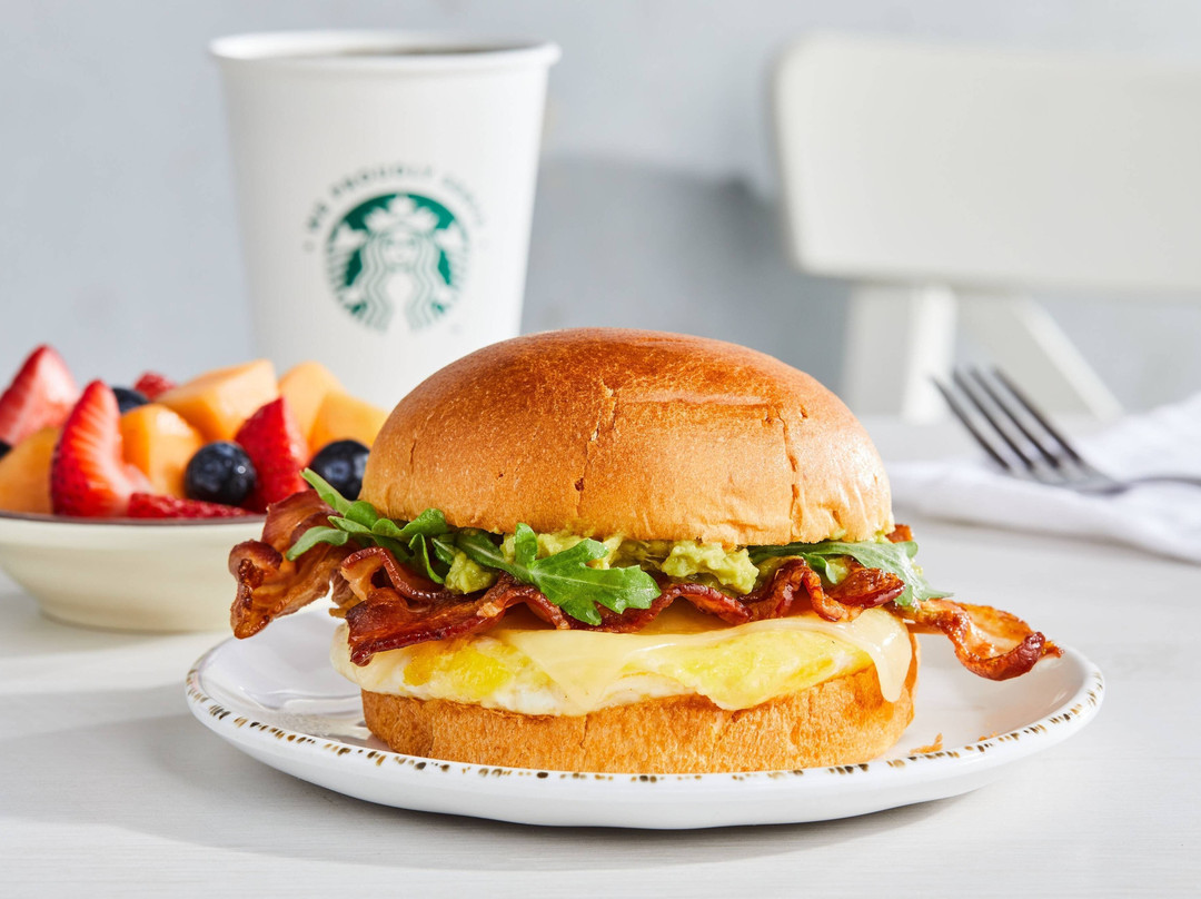 波士顿沃尔瑟姆万怡酒店主图