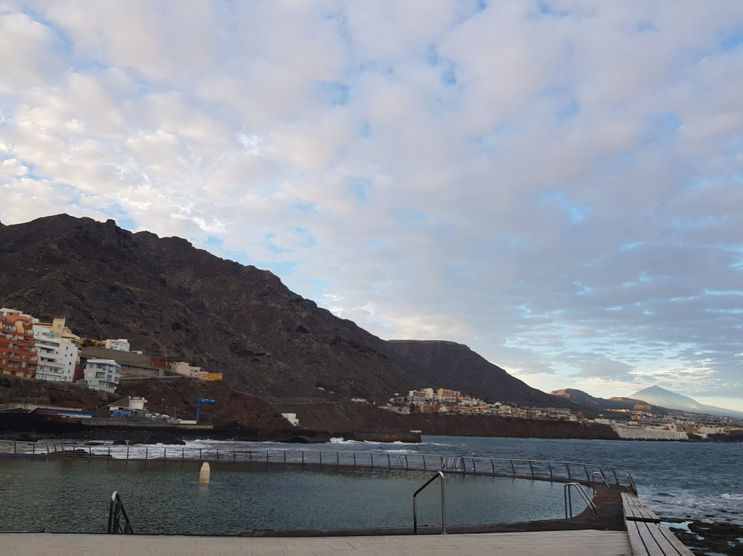 Piscina natural Punta del Hidalgo-Punta del Hidalgo必去景点