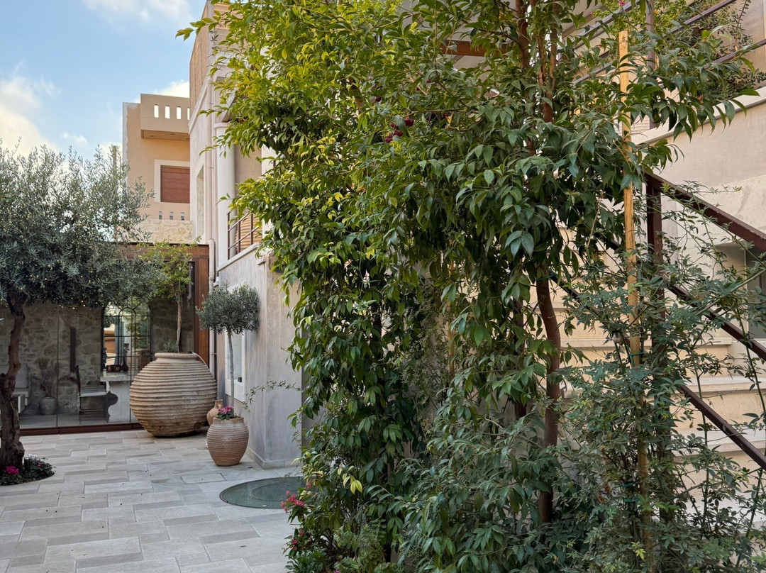 Inotropes Boutique Suites主图