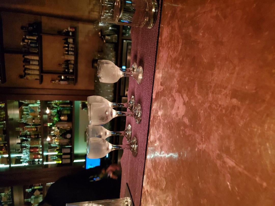 Mercy Brown Cocktail bar景点图片