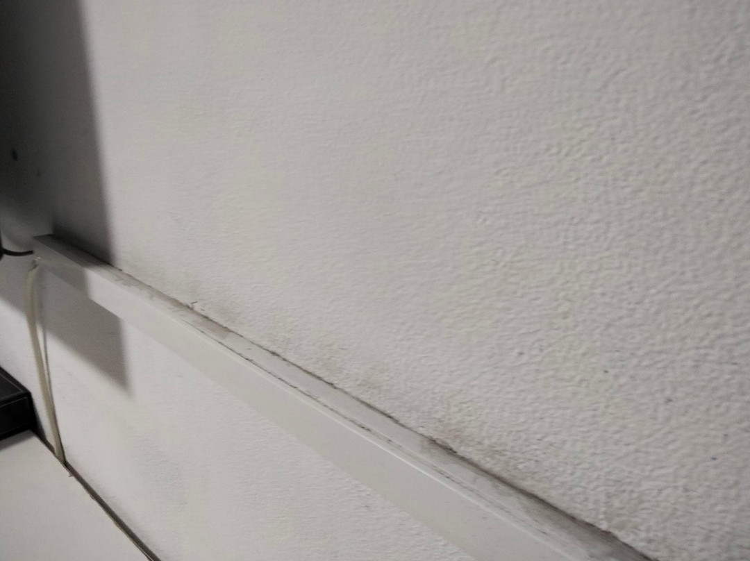 胡勃舒适套房酒店主图