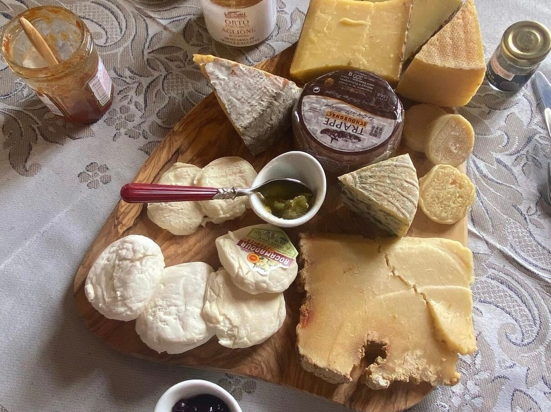 Empress of Cheese-圣米格尔护城必去景点