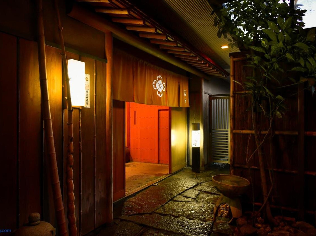 Kyo Yorozu