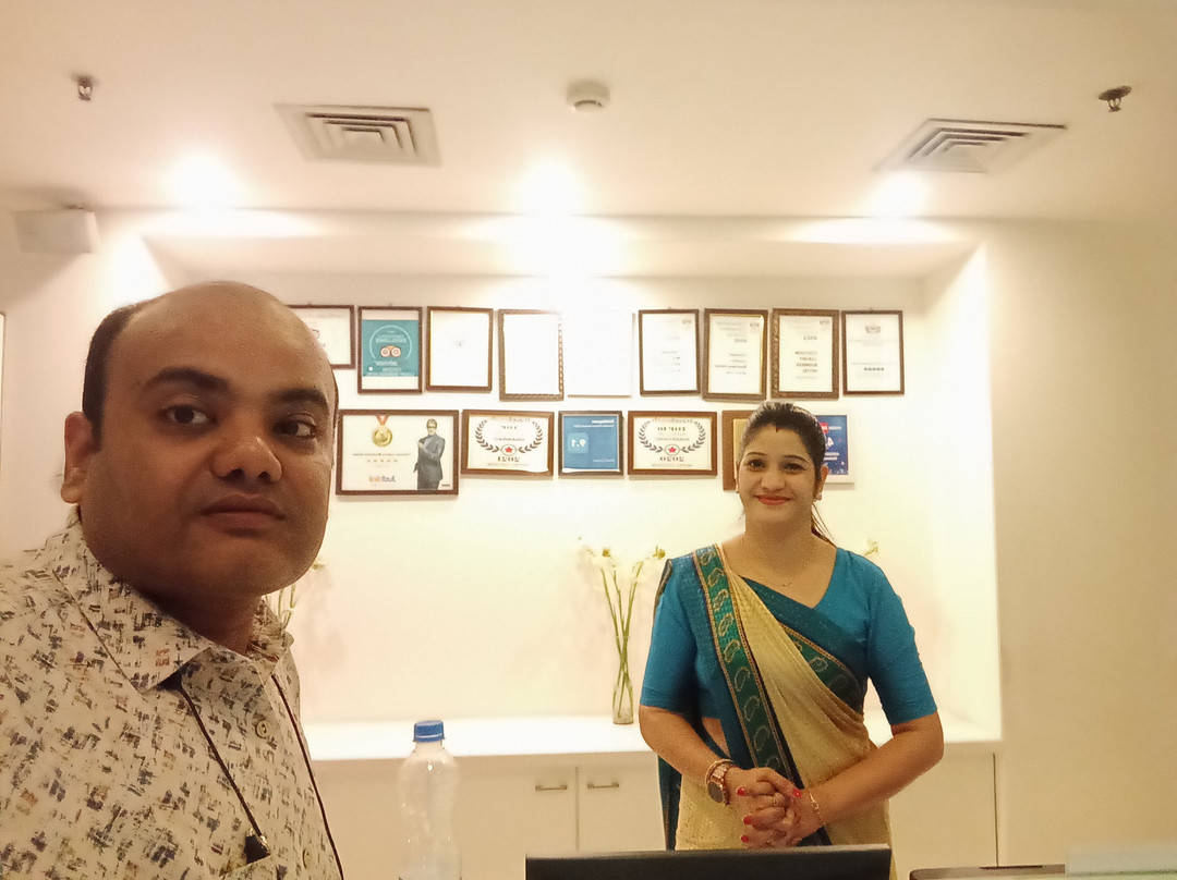 Cocoon Luxury Business Hotel主图