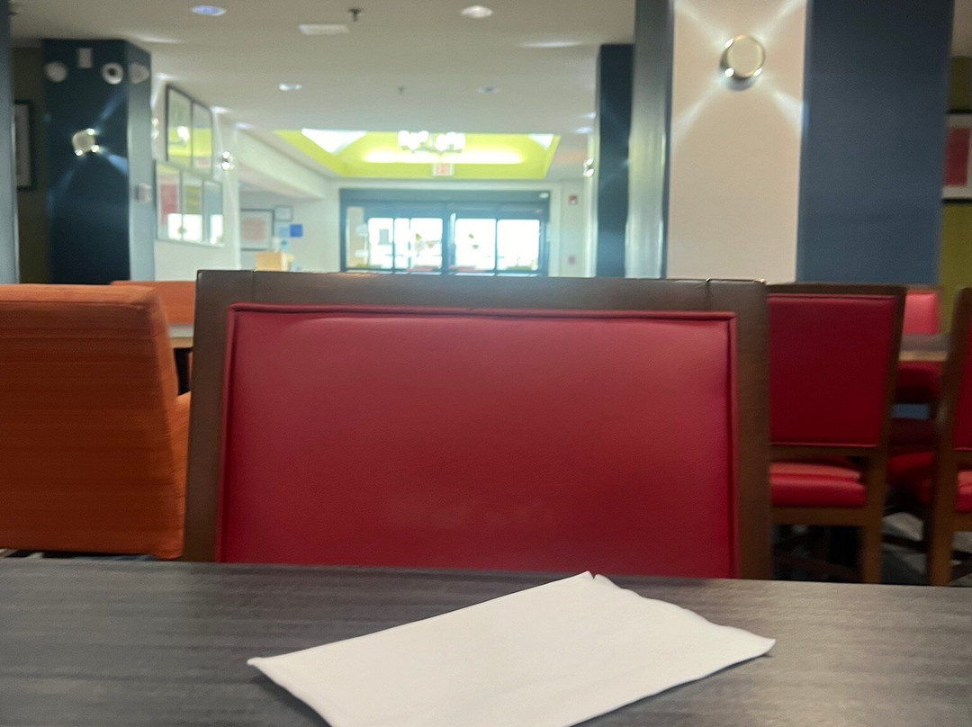 Holiday Inn Express & Suites Kinston By IHG主图