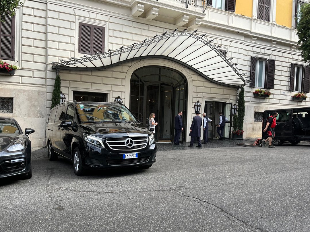 Daniele Bondoni Chauffeur Service-博洛尼亚必去景点