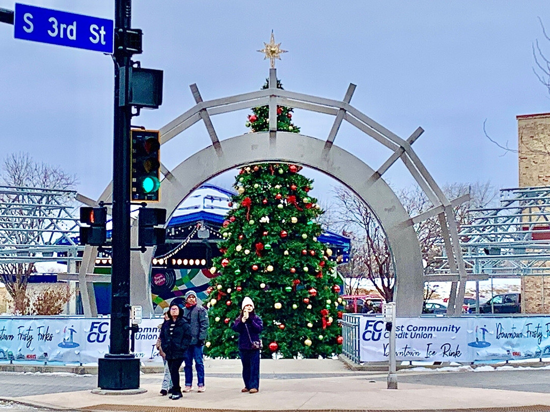 Grand Forks Town Square-大福克斯必去景点