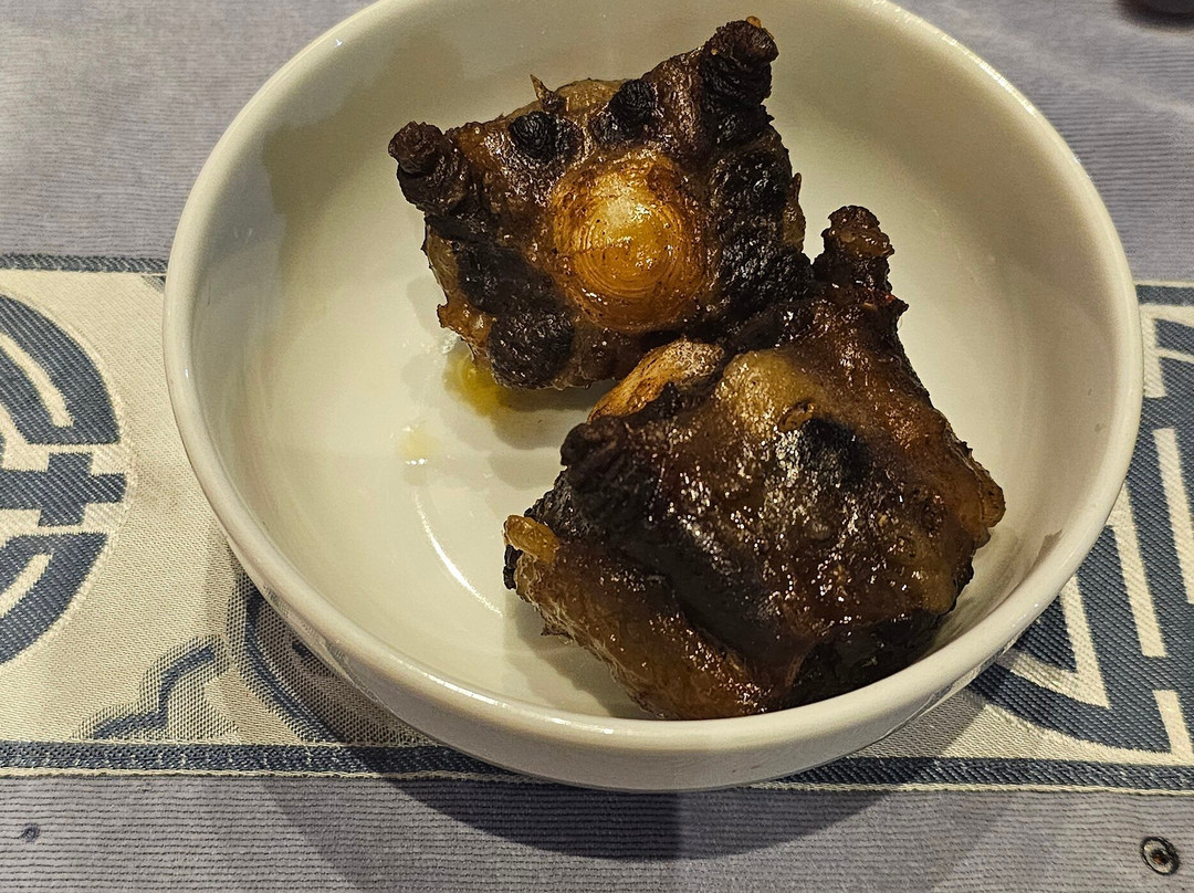 Wutong Chinese Restaurant