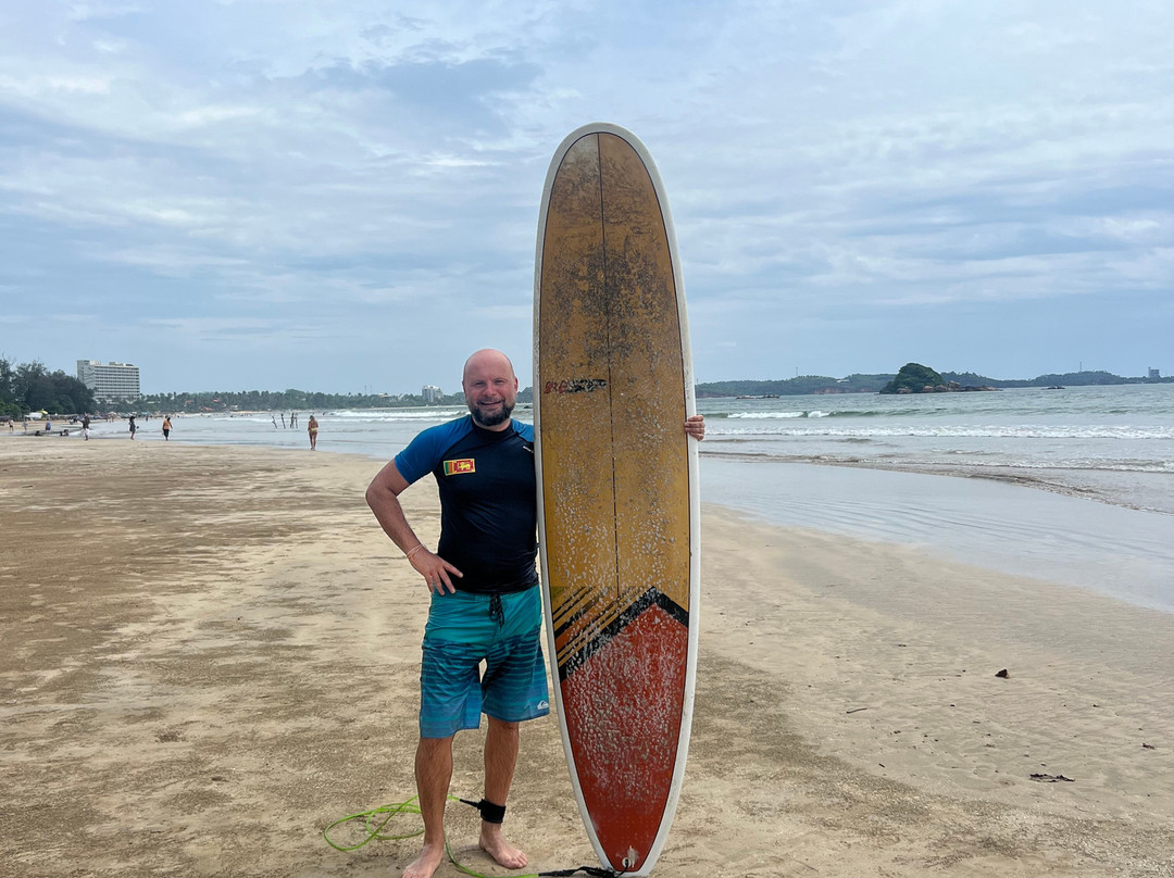 Coconut King Point (Navod Surf School)景点图片