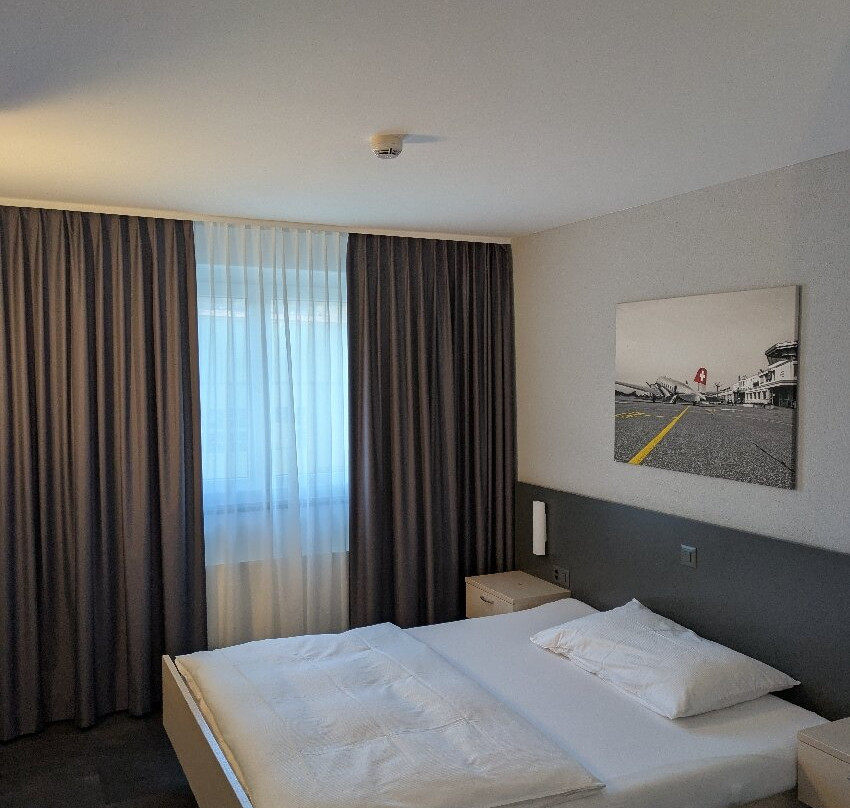 Airporthotel Grenchen主图