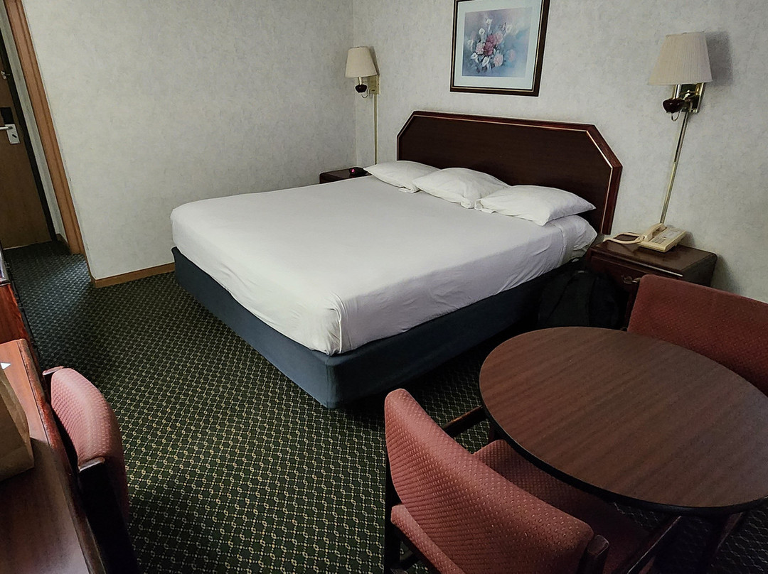 韦诺纳速8酒店主图