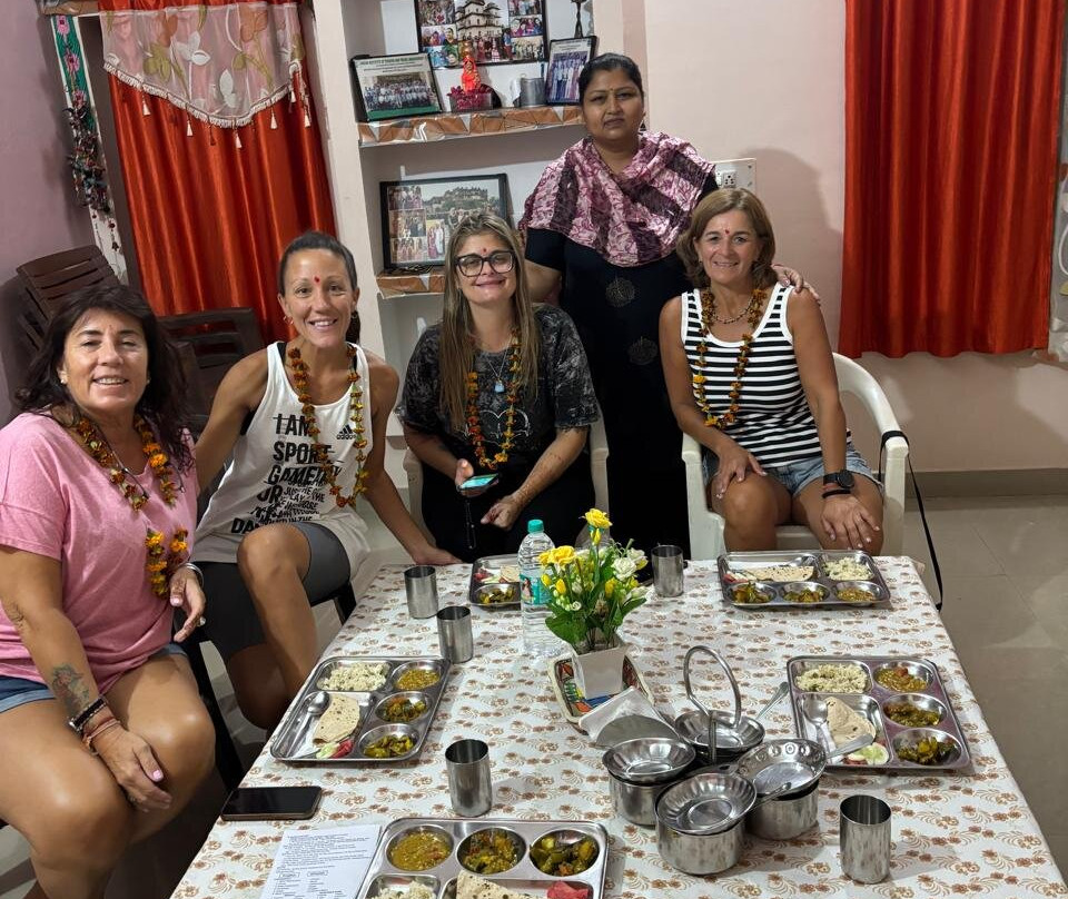 Vandna Manmohan family ORCHHA Cooking Class-欧恰必去景点