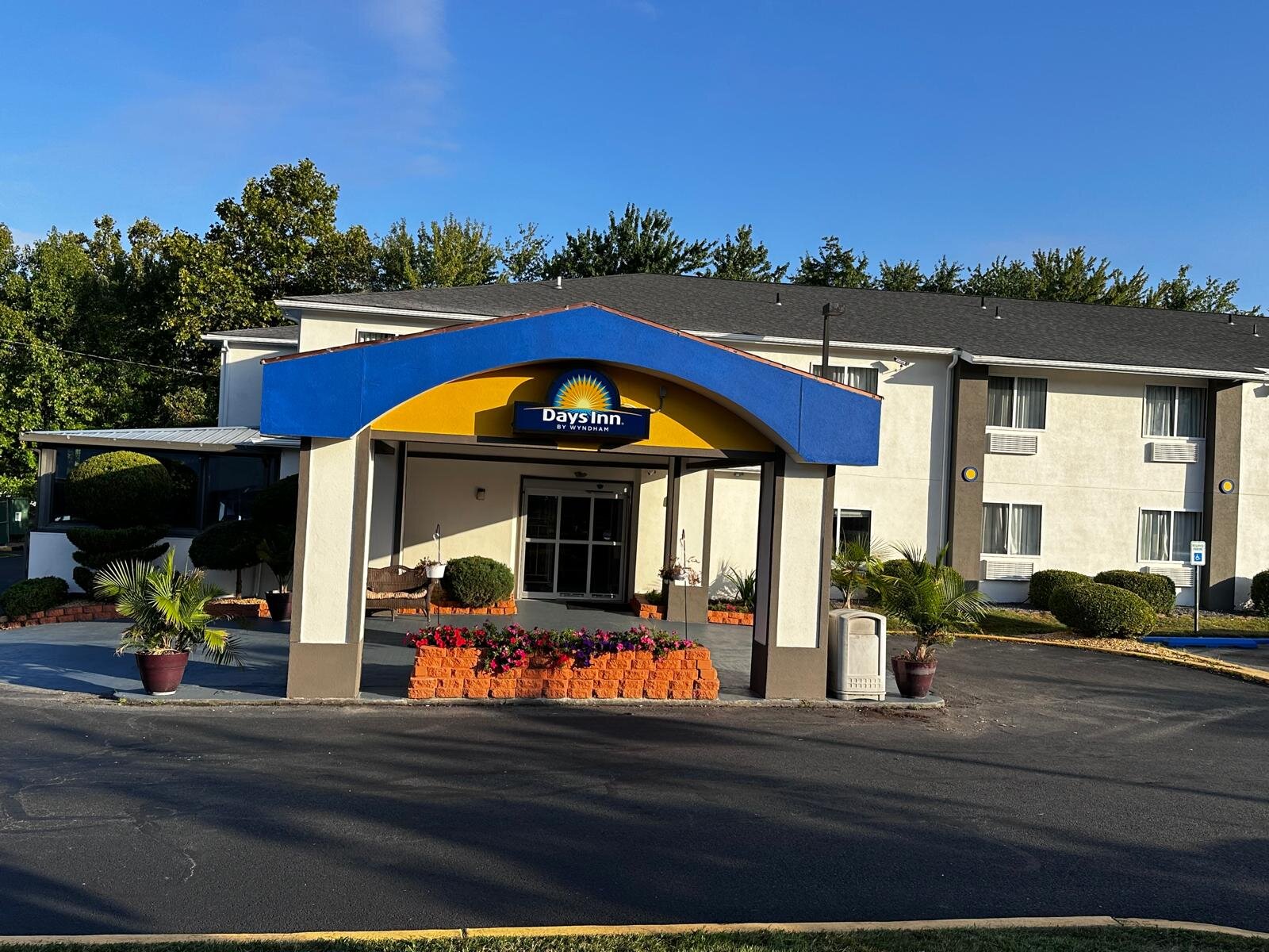 Days Inn by Wyndham Runnemede Philadelphia Area-浴室
