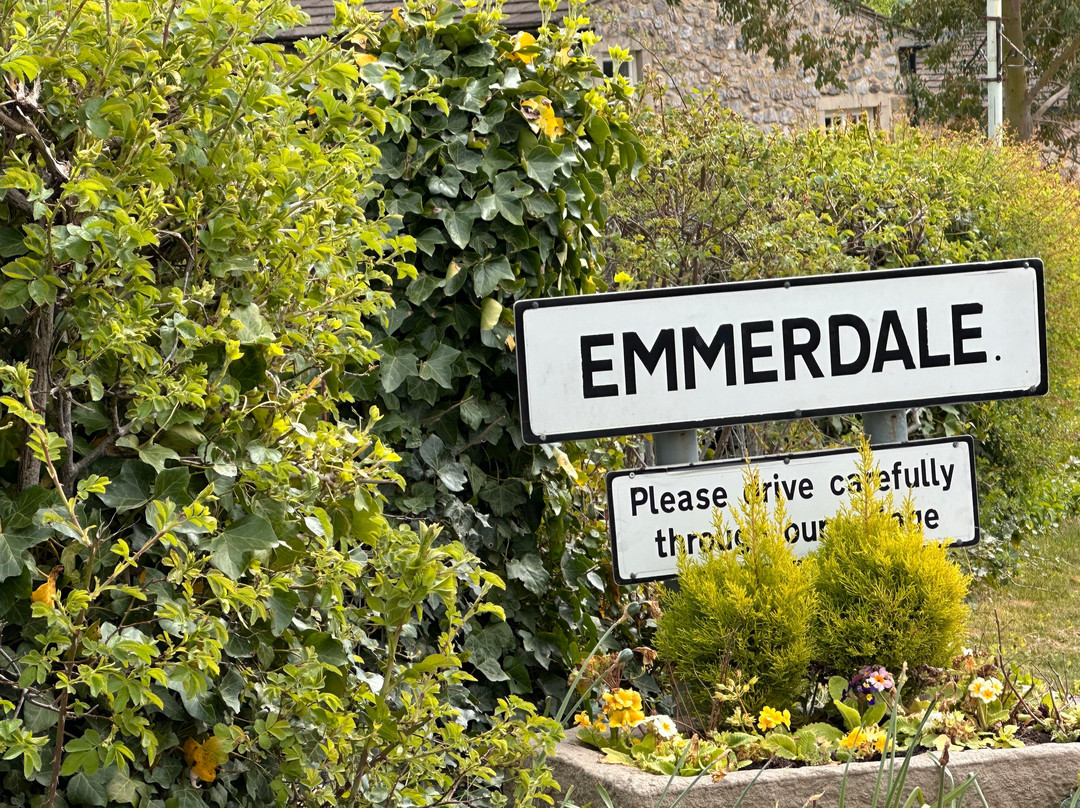 Emmerdale Village Tour景点图片