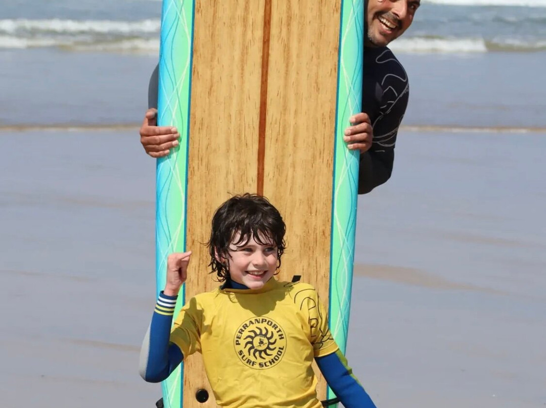 Perranporth Surf School-佩伦波思必去景点