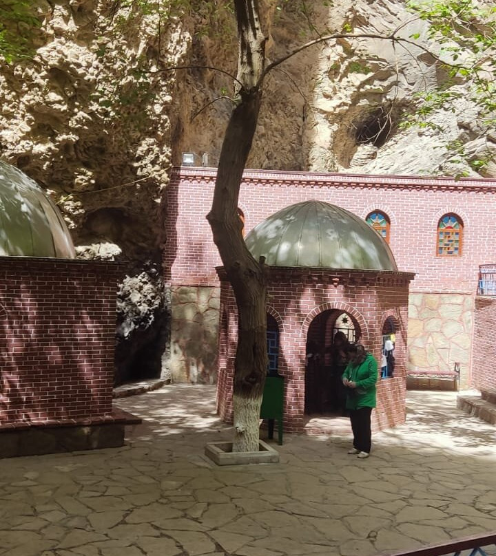 Ashab Kahf-纳希切万 必去景点