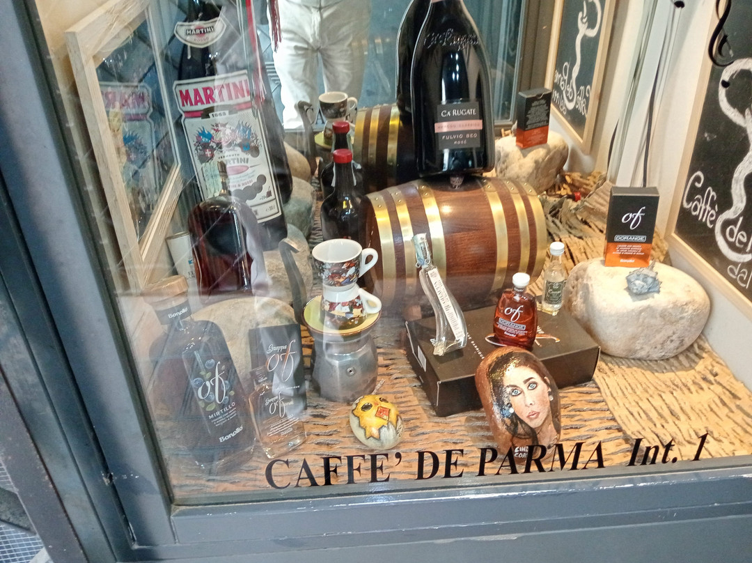 Corso de Parma-瓦斯托必去景点
