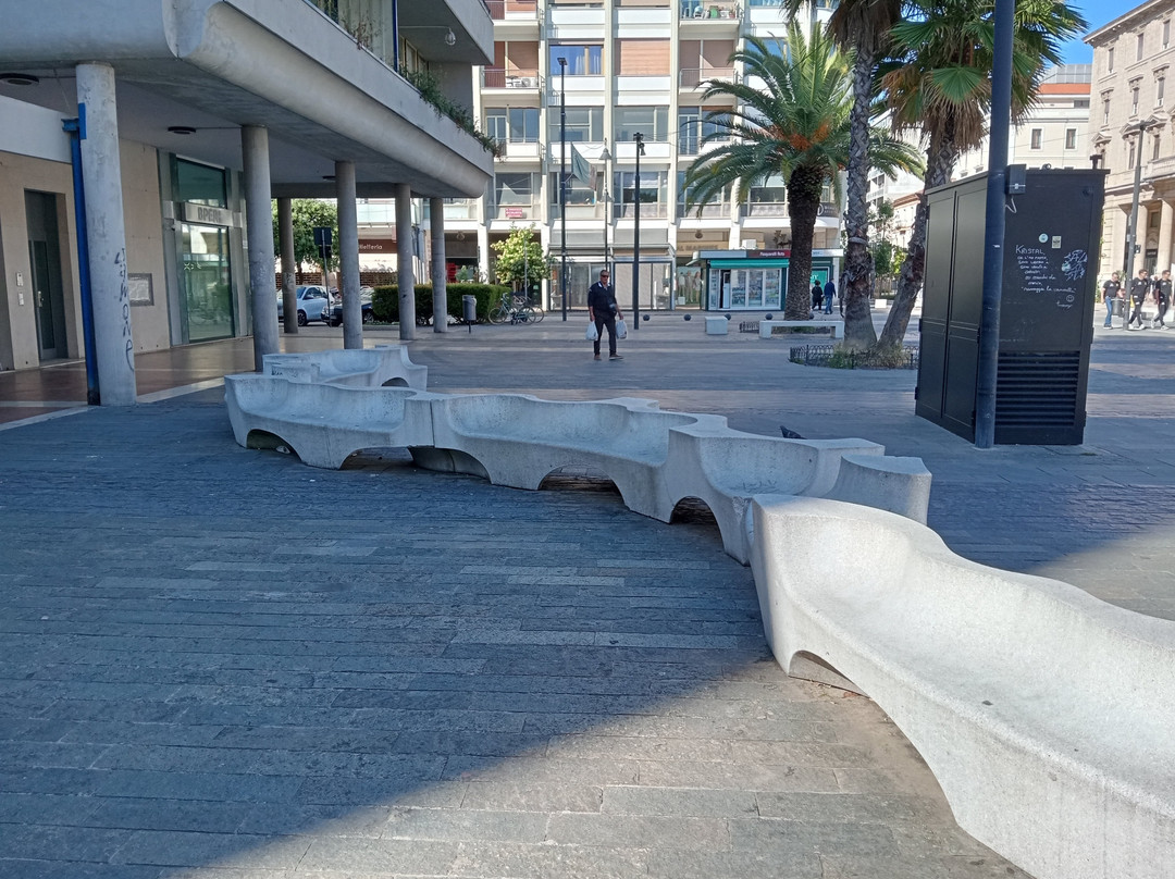 Piazza Salotto景点图片