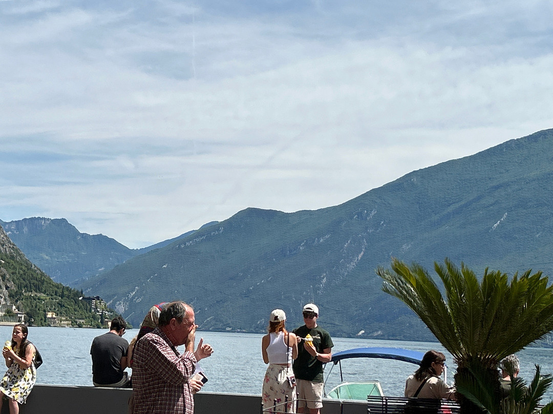 Limone Rent Boat-利莫内必去景点