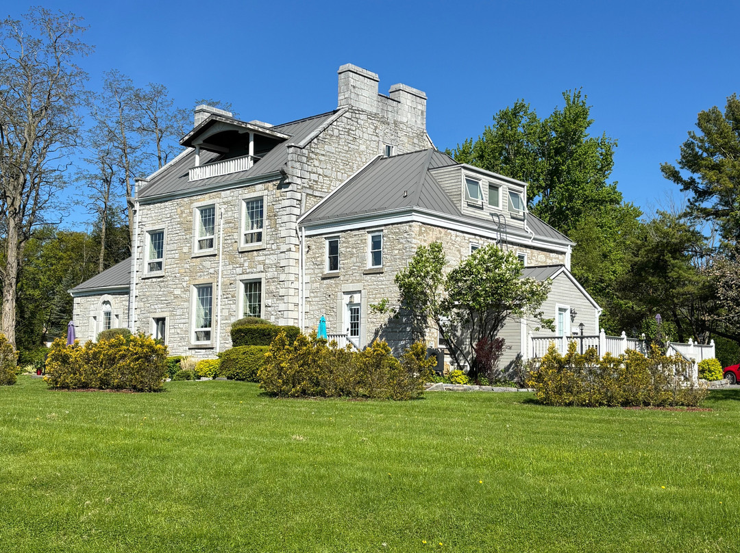 All Suites Whitney Manor主图