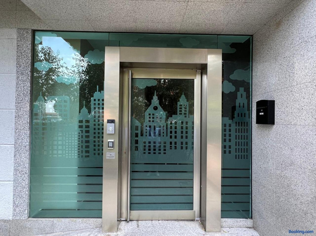 亨纳雷斯走廊宾馆