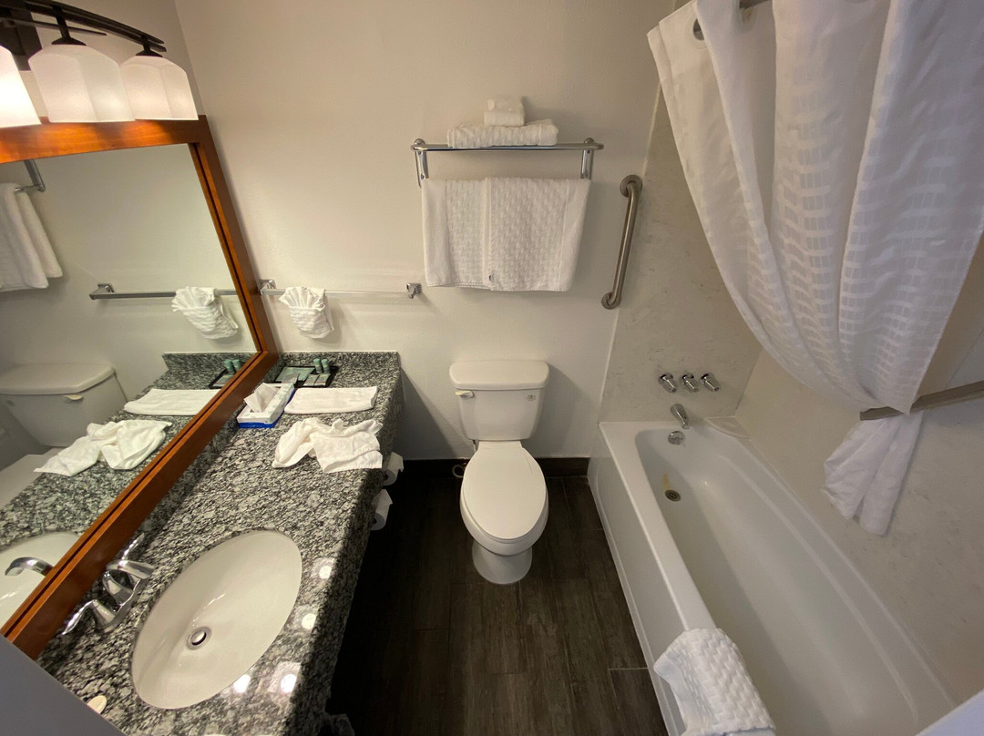 瓦尔迪兹港贝斯特韦斯特酒店主图