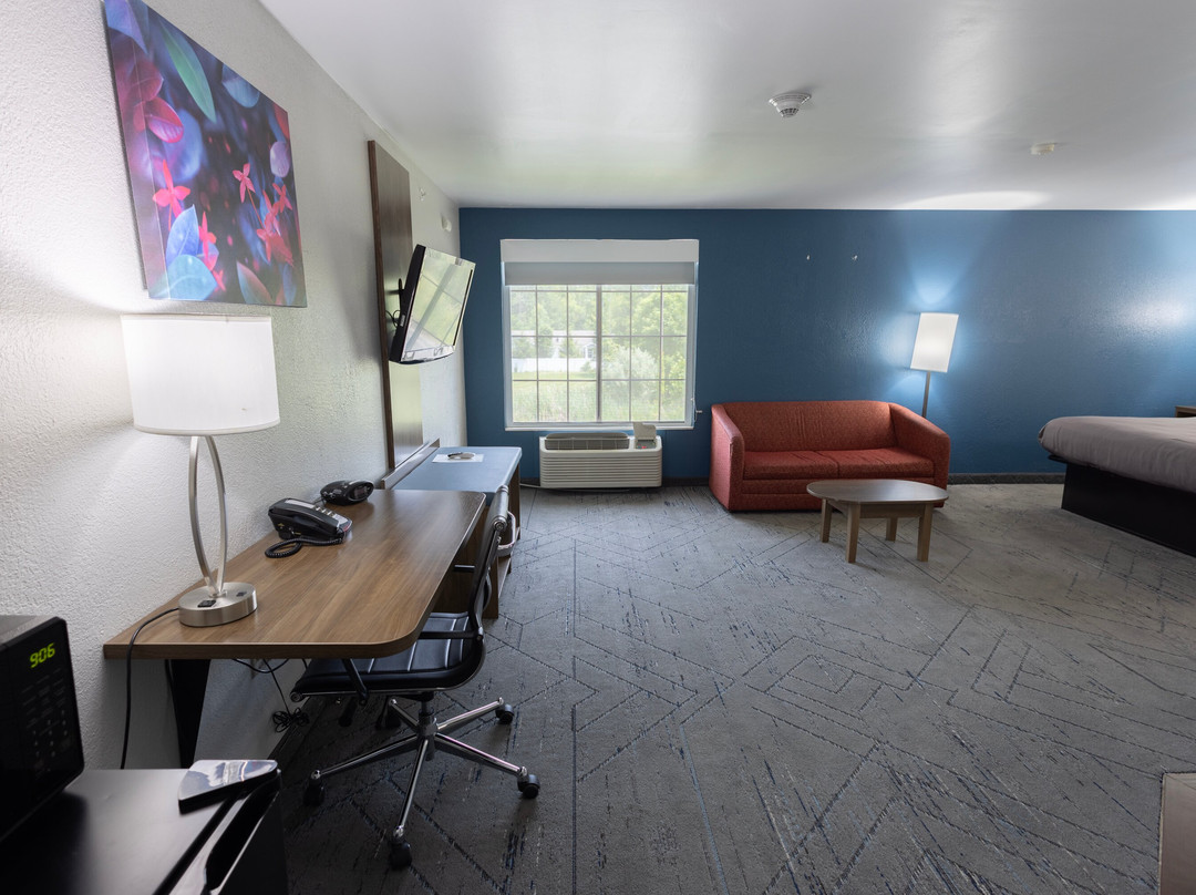 Countryside Inn & Suites主图