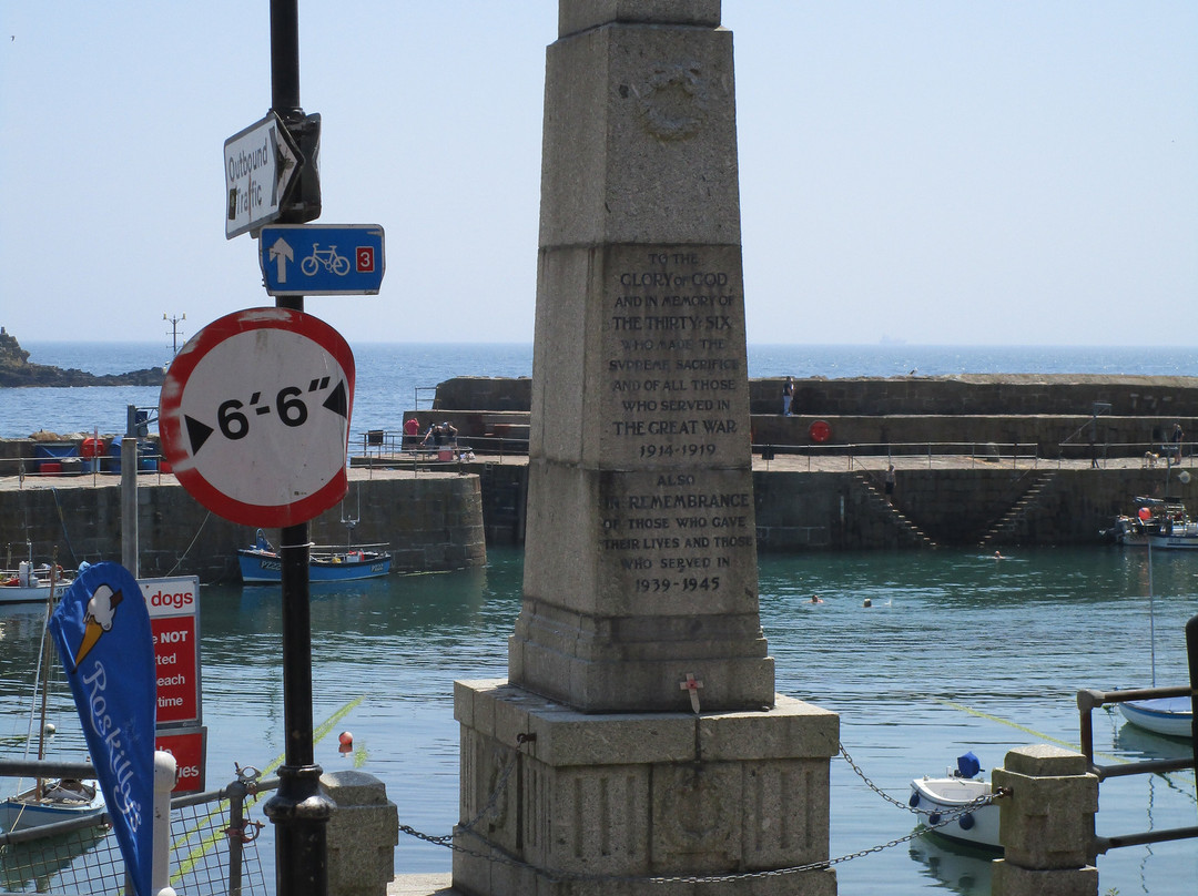 Mousehole War Memorial-Mousehole必去景点